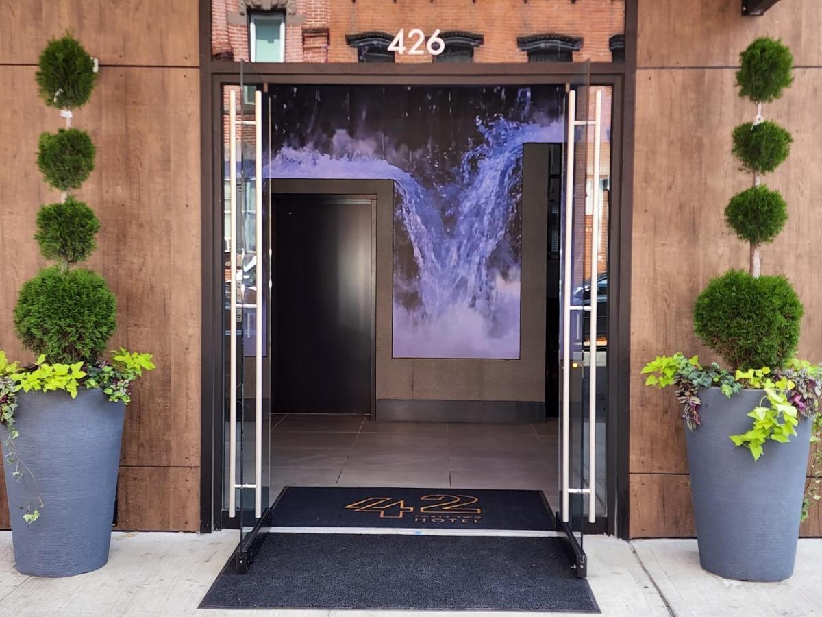 42 Hotel Williamsburg New York Exterior photo